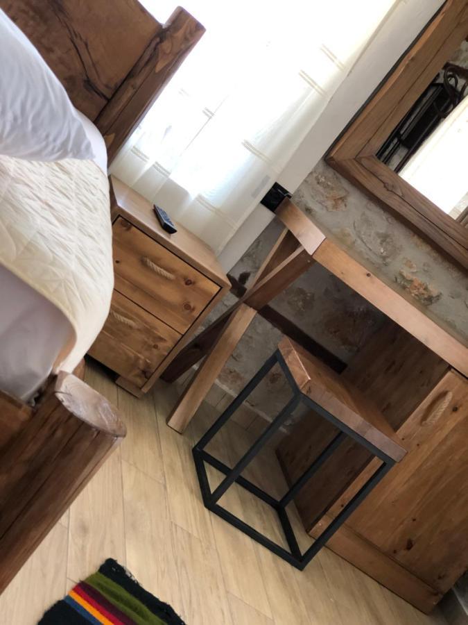 Vila Ilo Tushemisht Exteriör bild